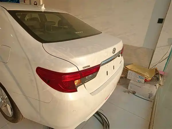 Toyota Reiz 2013