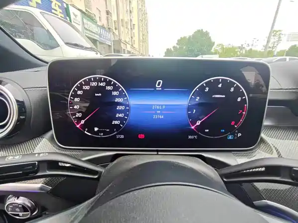 Mercedes-Benz C-Class 2024