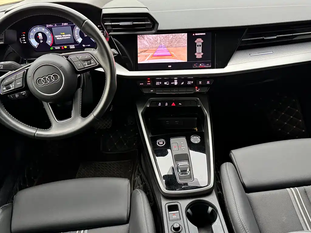 Audi A3 2022 — фото 9