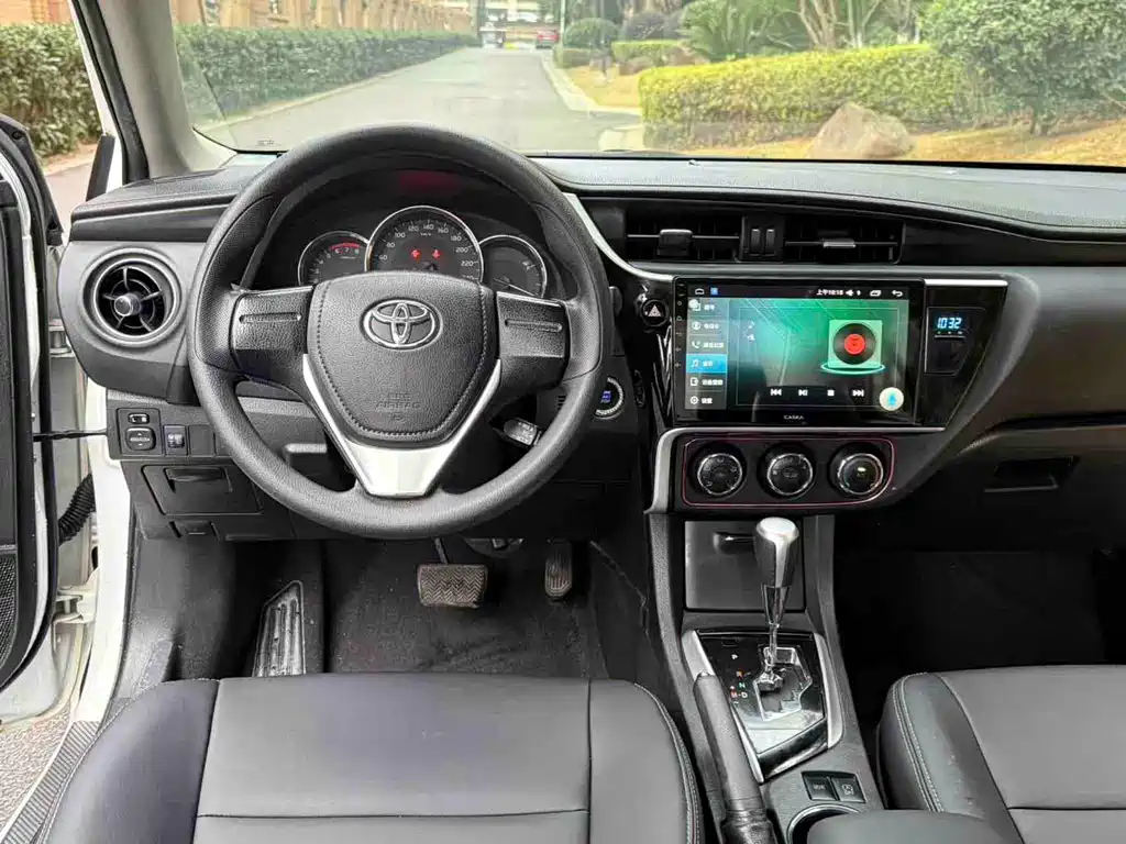 Toyota Corolla 2019 — фото 9