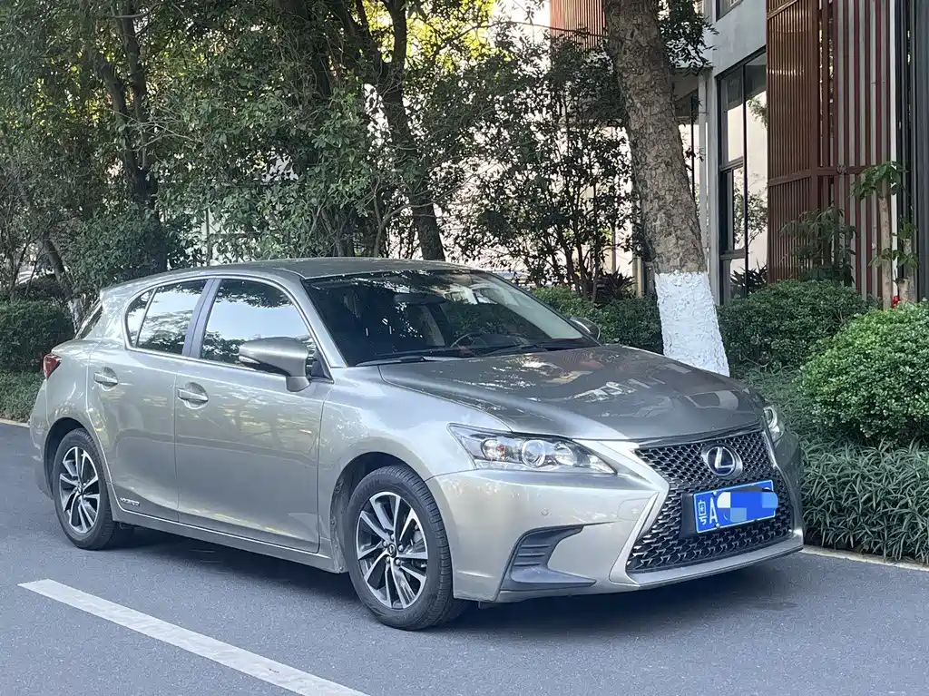 Lexus CT 2021 — фото 3
