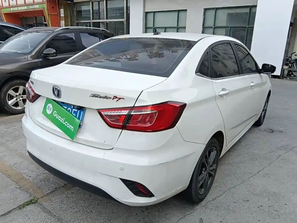 Changan Eado DT 2019 — фото 7