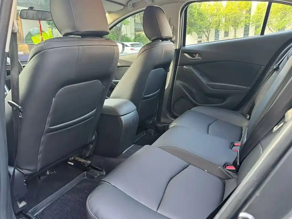 Mazda 3 Angkesela 2018