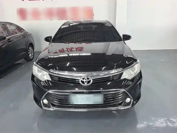 Toyota Camry 2016