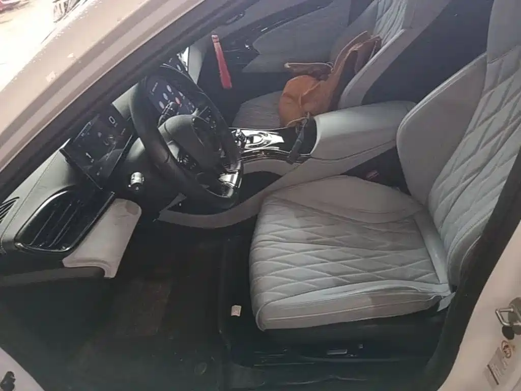 BYD Seal 2022 — фото 15