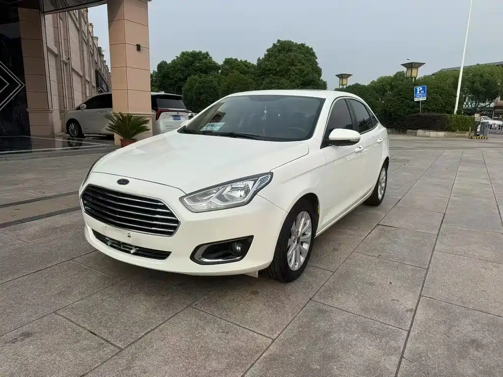 Ford Escort 2017