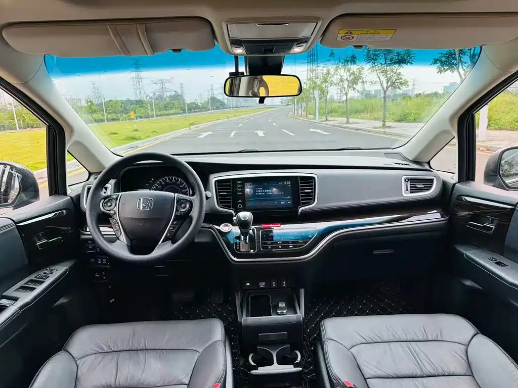 Honda Odyssey 2020 — фото 11