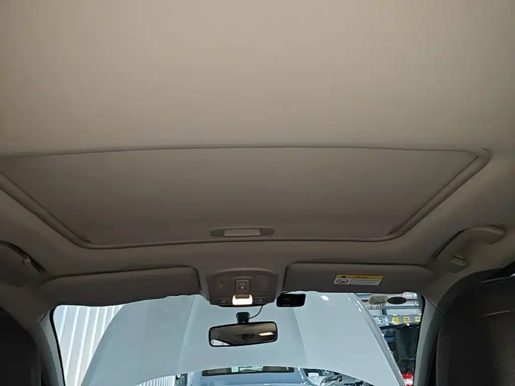 Citroën C4L 2015 — фото 18