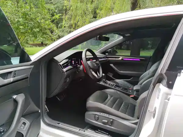 Volkswagen CC 2024