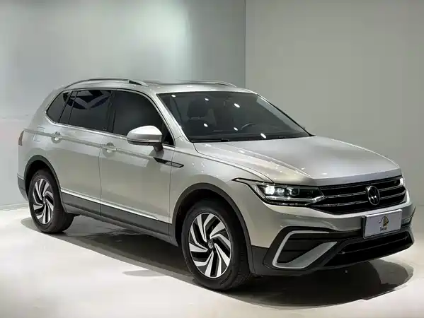 Volkswagen Tiguan L 2023