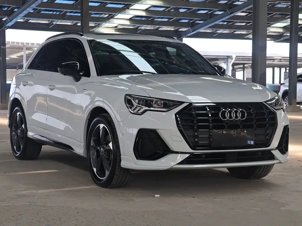 Audi Q3 2023 — фото 3