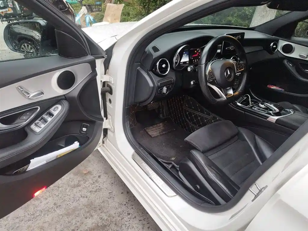 Mercedes-Benz C-Class 2017 — фото 12