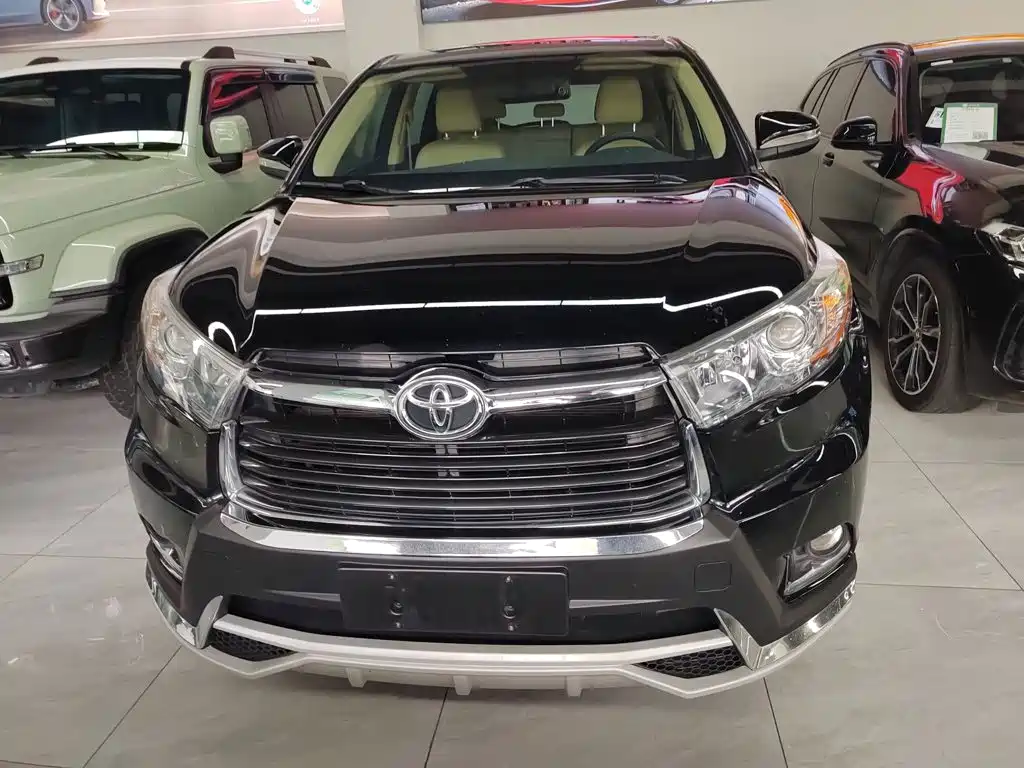 Toyota Highlander 2016 — фото 3