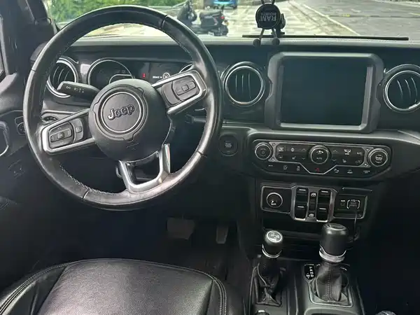Jeep Wrangler 2023