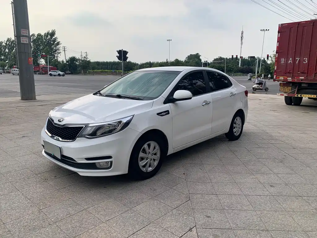 Kia K2 2015
