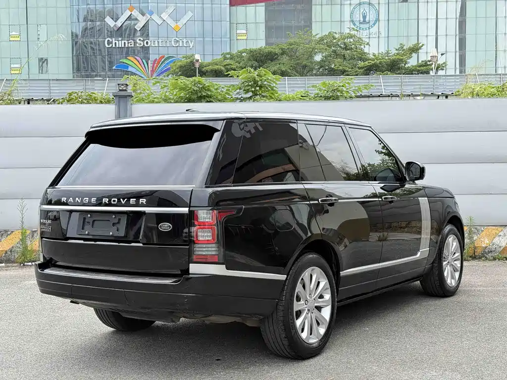 Land Rover Range Rover 2015 — фото 8
