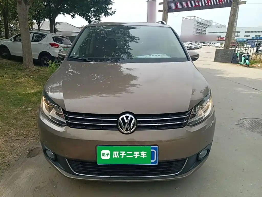 Volkswagen Touran 2015