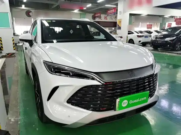 BYD Song L DM-i 2025
