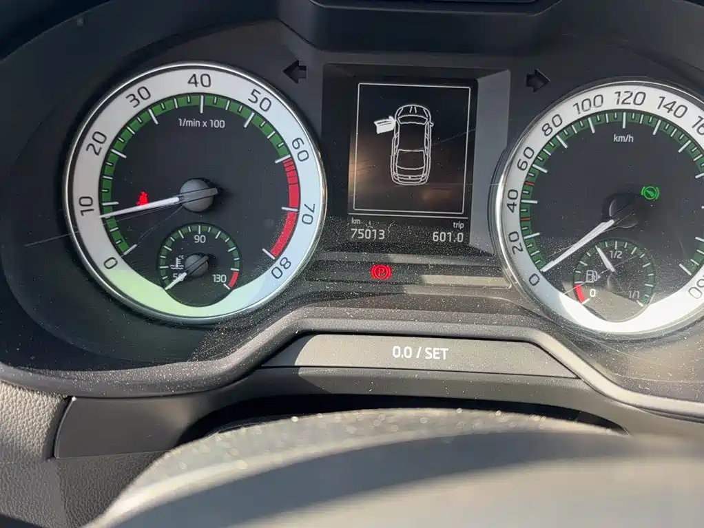 Skoda Octavia 2018 — фото 11
