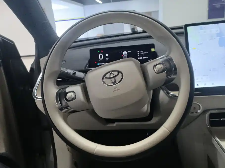 Toyota bZ3X 2025 — фото 15