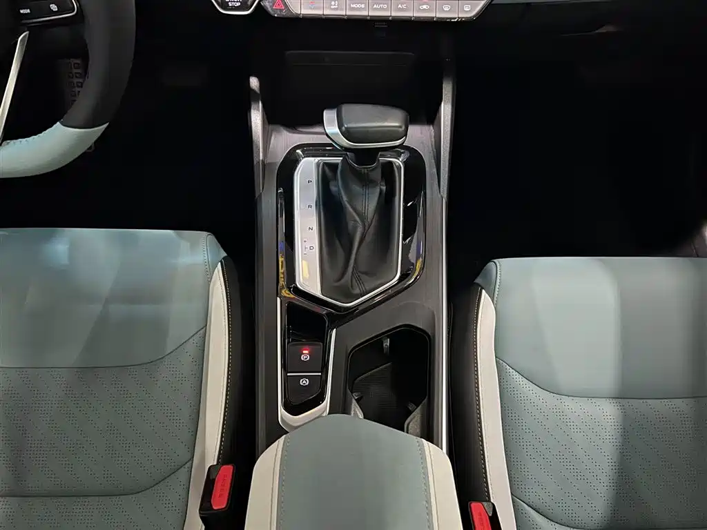 Geely Emgrand S 2023 — фото 14