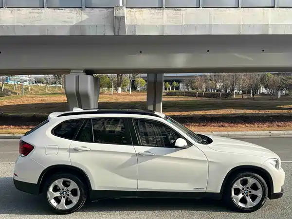 BMW X1 2012