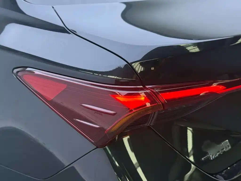 Toyota Avalon 2024 — фото 2