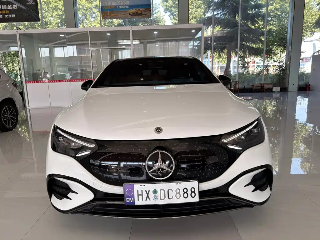 Mercedes-Benz EQE 2025