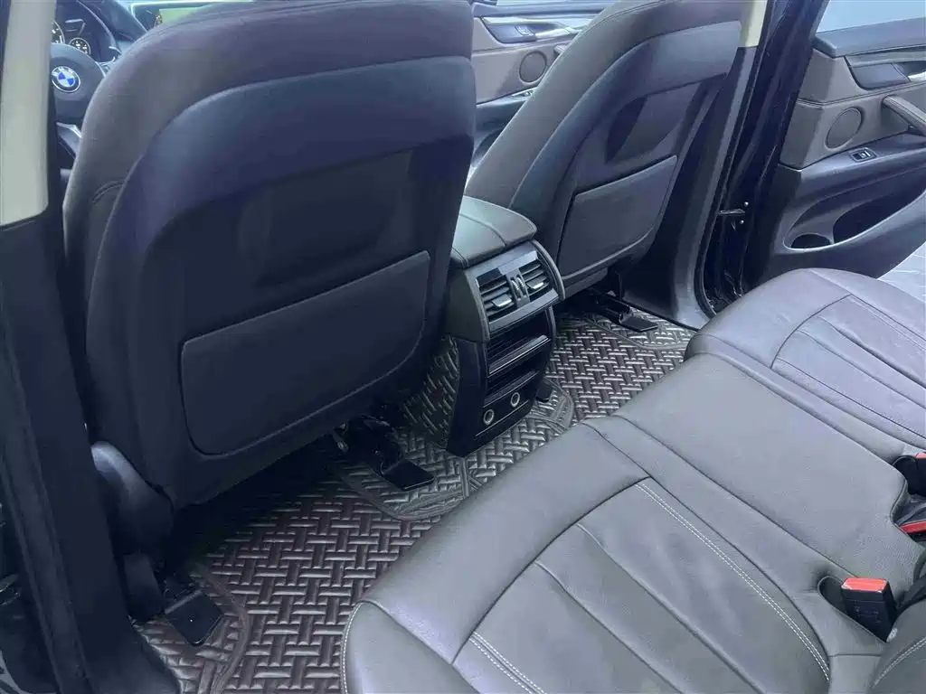 BMW X5 2015 — фото 14