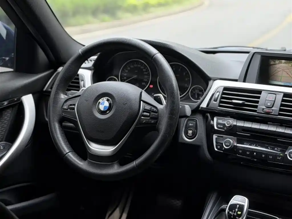BMW 3 Series 2017 — фото 5