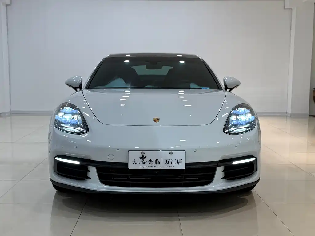 Porsche Panamera 2018 — фото 3