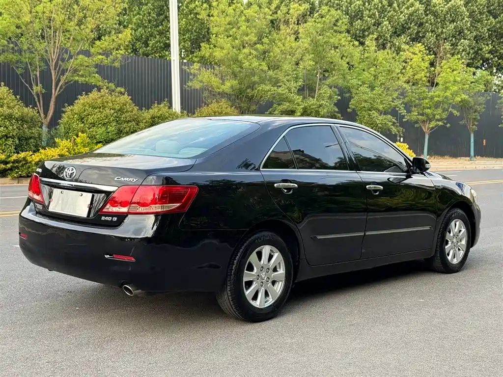 Toyota Camry 2007 — фото 7