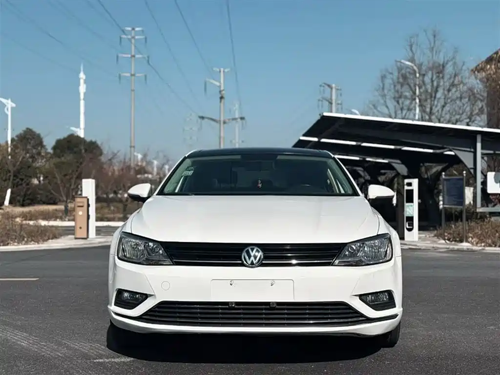 Volkswagen Lamando 2015 — фото 15