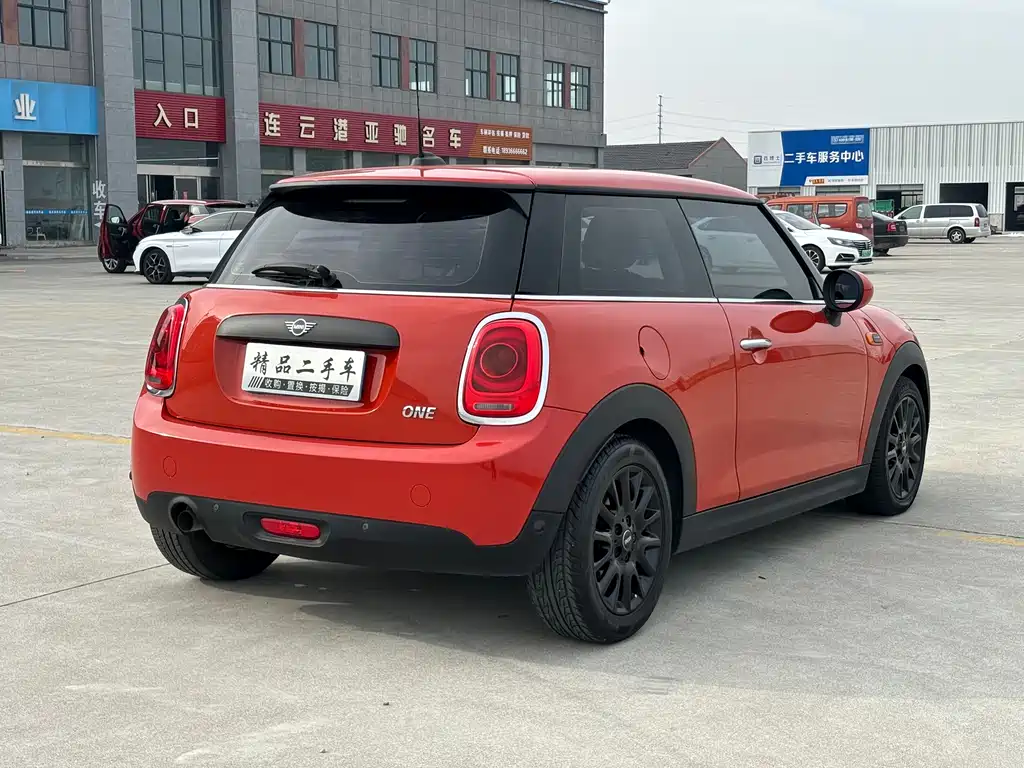 MINI MINI 2018