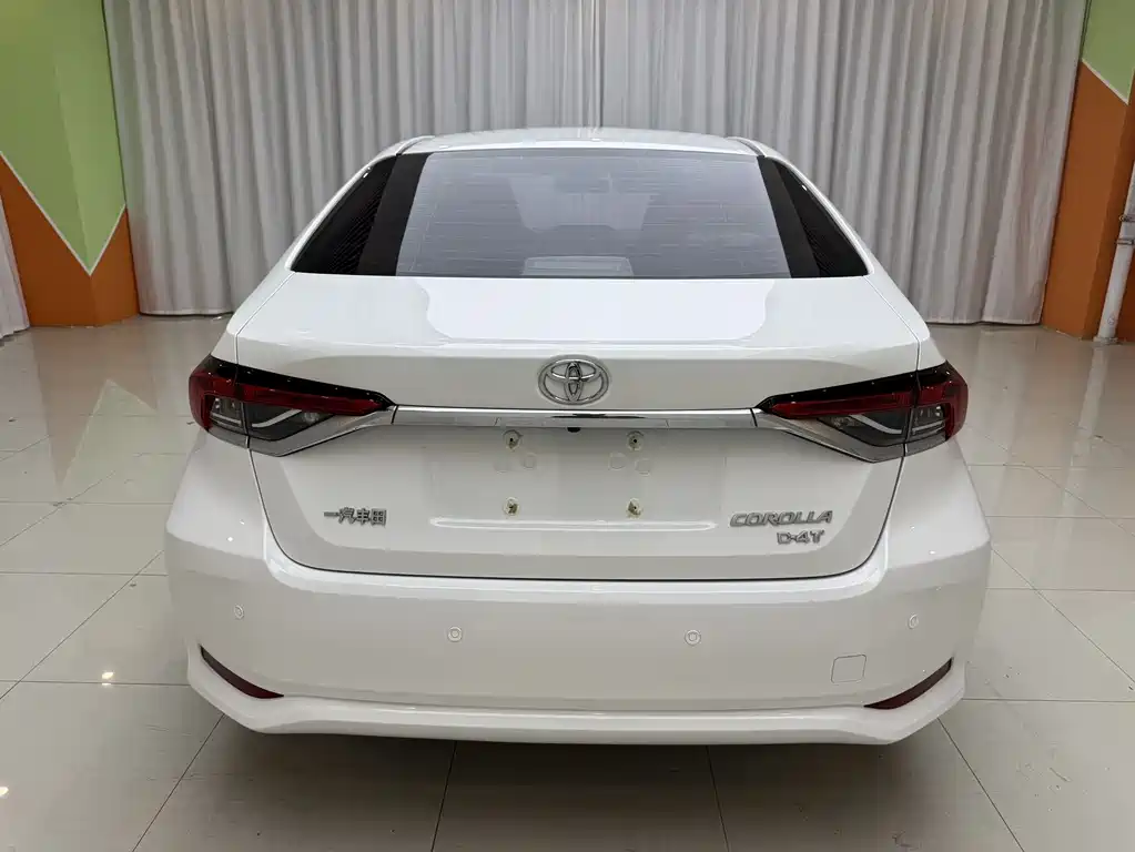 Toyota Corolla 2023 — фото 18
