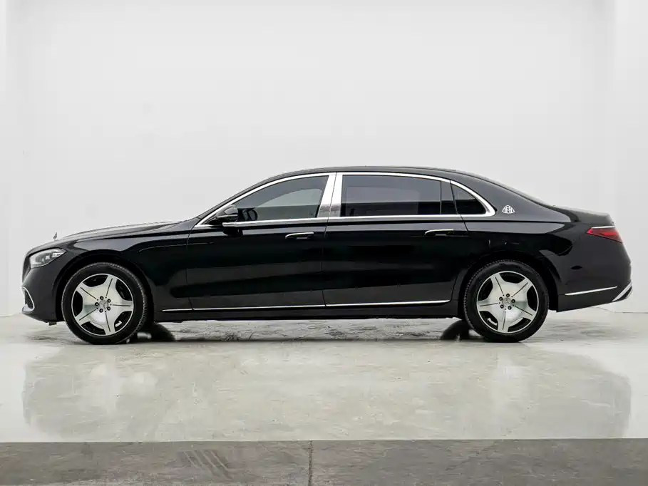 Mercedes-Benz Maybach S-Class 2023 — фото 28