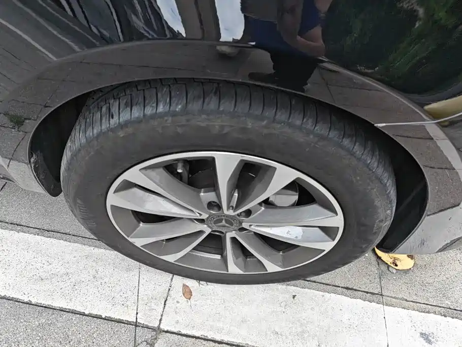 Mercedes-Benz V-Class 2023