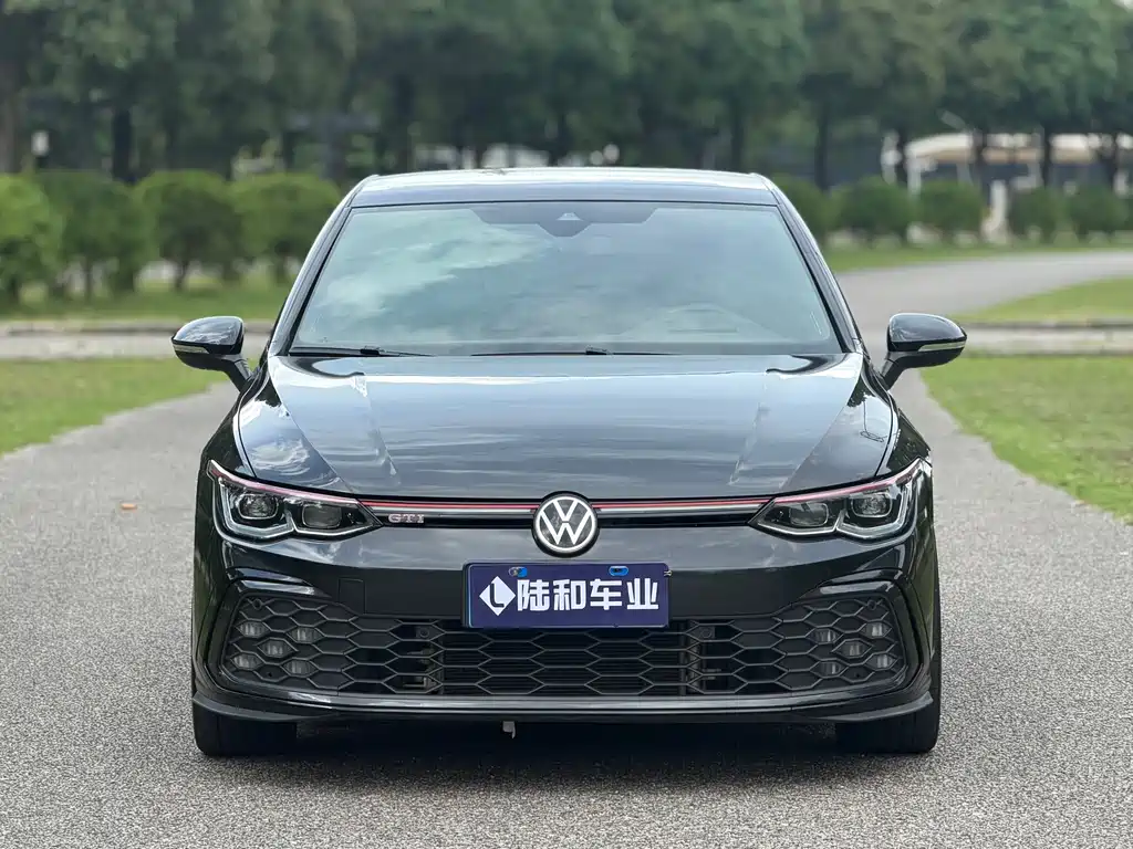 Volkswagen Golf GTI 2021