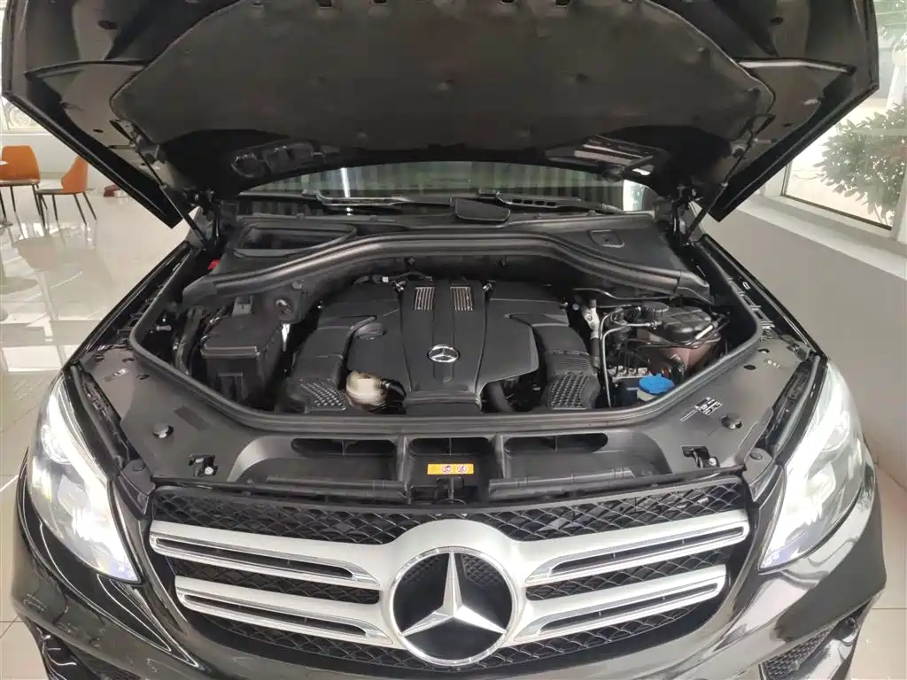 Mercedes-Benz GLE 2017 — фото 20