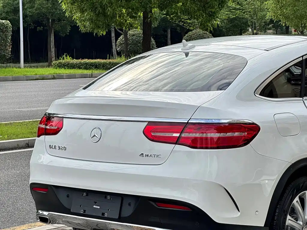 Mercedes-Benz GLE Coupe 2016 — фото 10