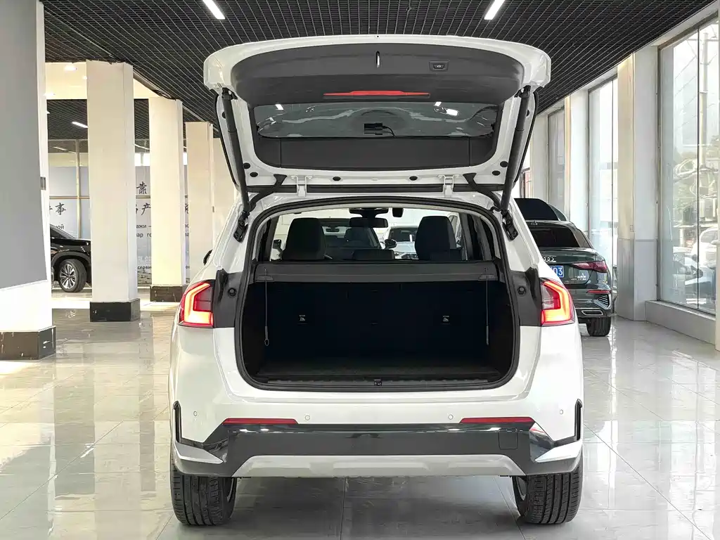 BMW X1 2023 — фото 16