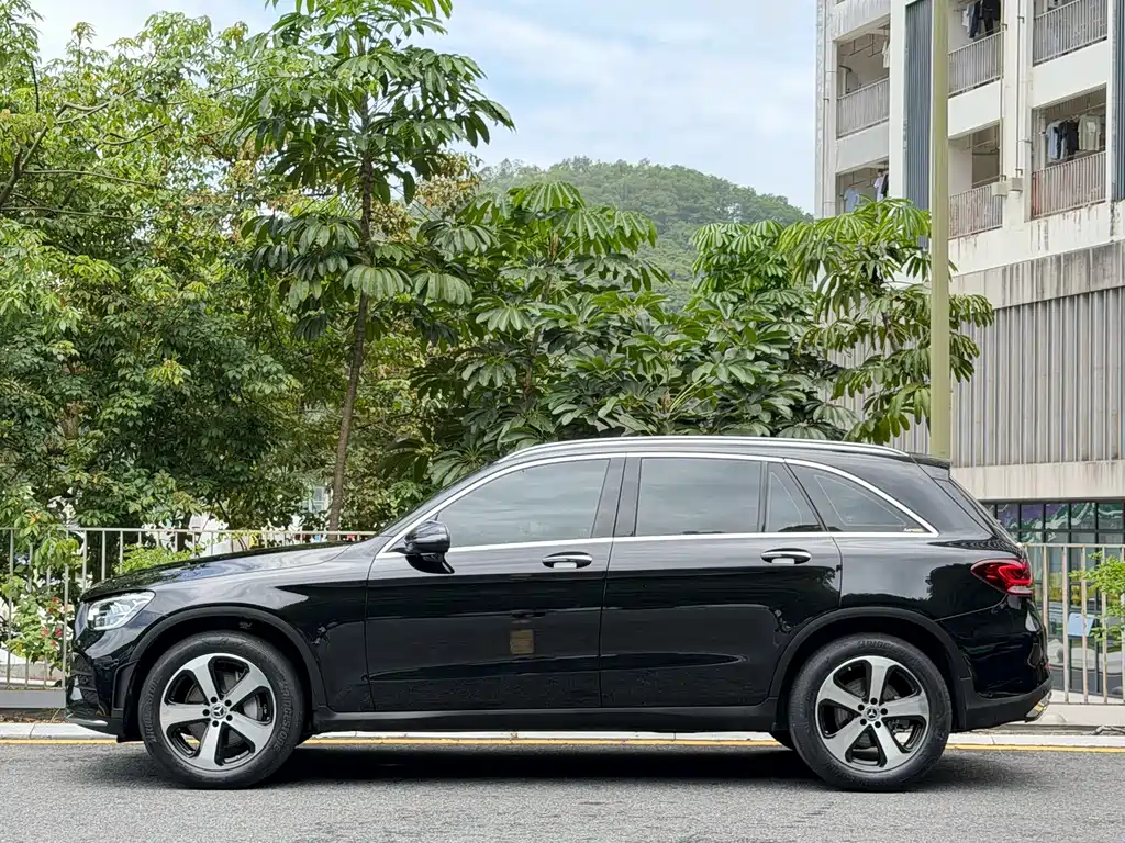 Mercedes-Benz GLC 2022