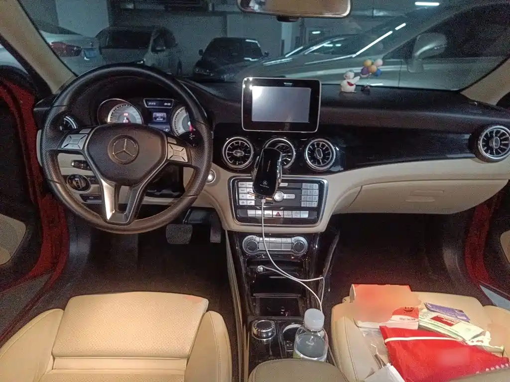 Mercedes-Benz GLA 2016