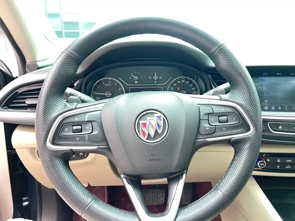 Buick Regal 2020 — фото 15