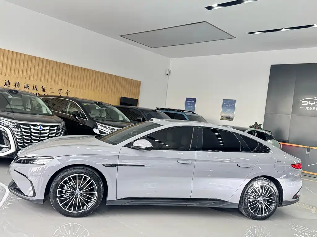 BYD Han 2025
