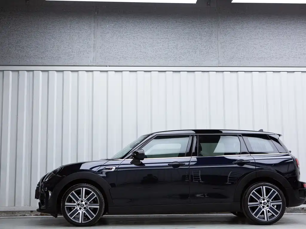 MINI Clubman 2023