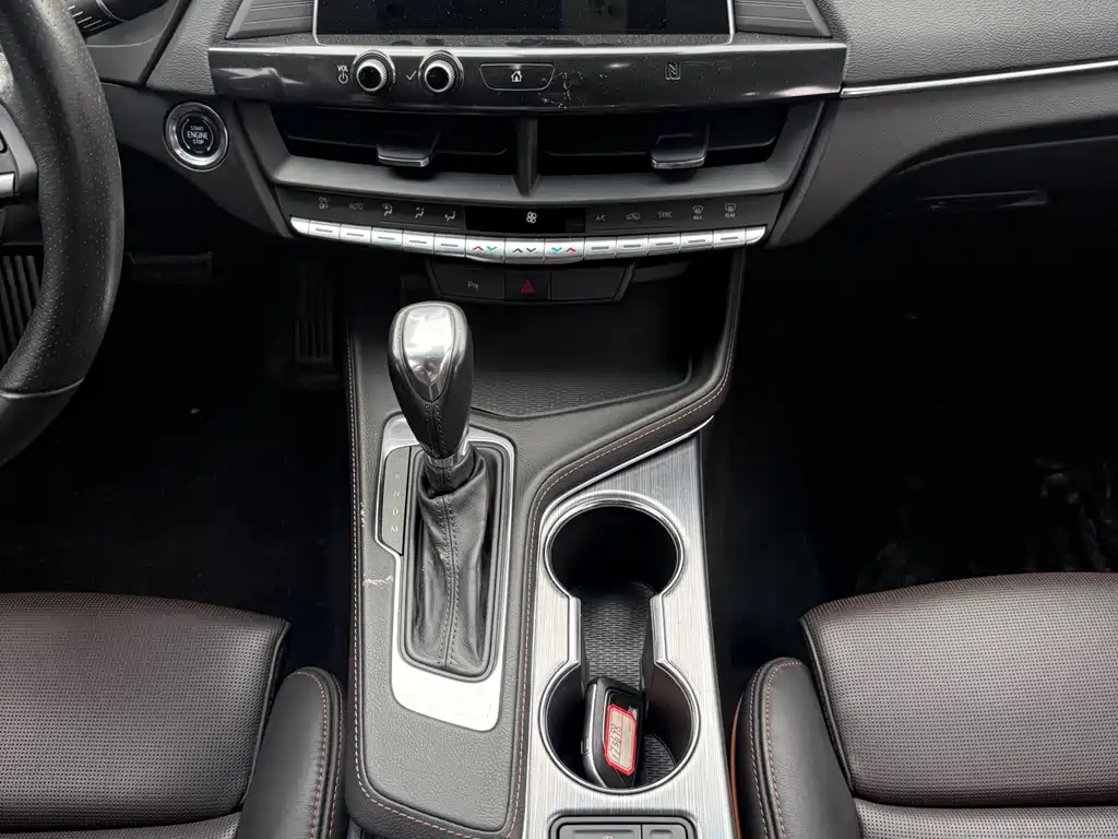 Cadillac CT4 2020 — фото 12