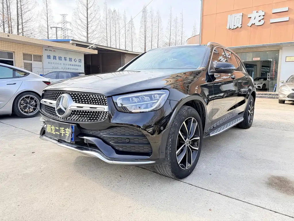 Mercedes-Benz GLC 2023 — фото 1