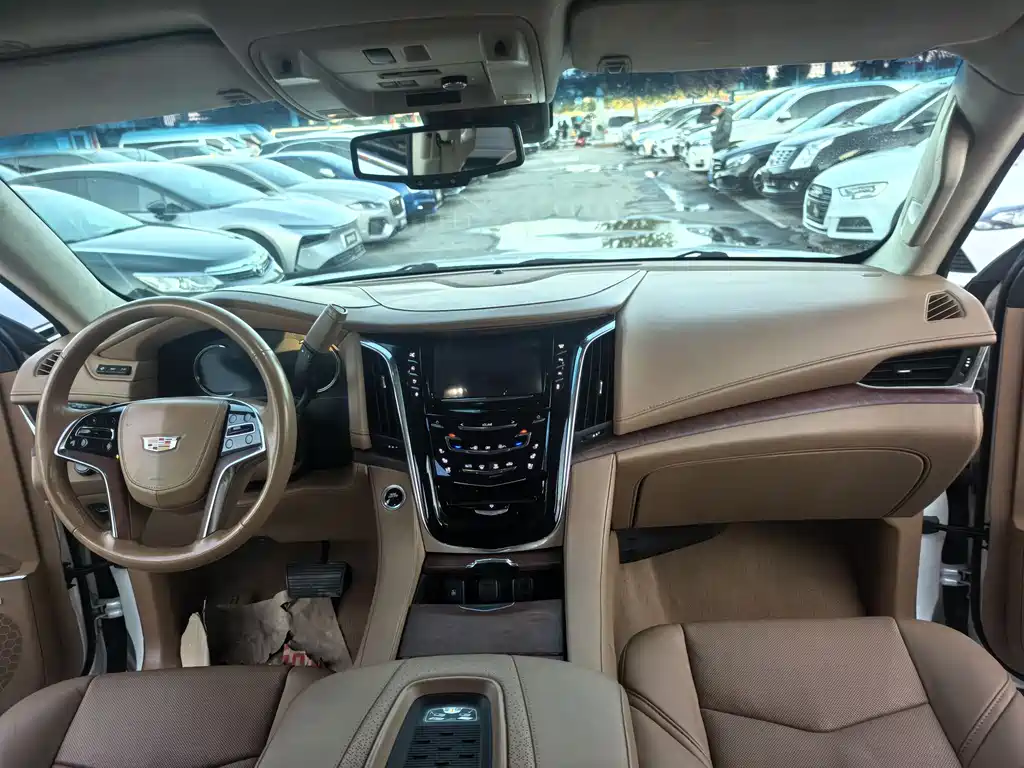 Cadillac Escalade 2017 — фото 9