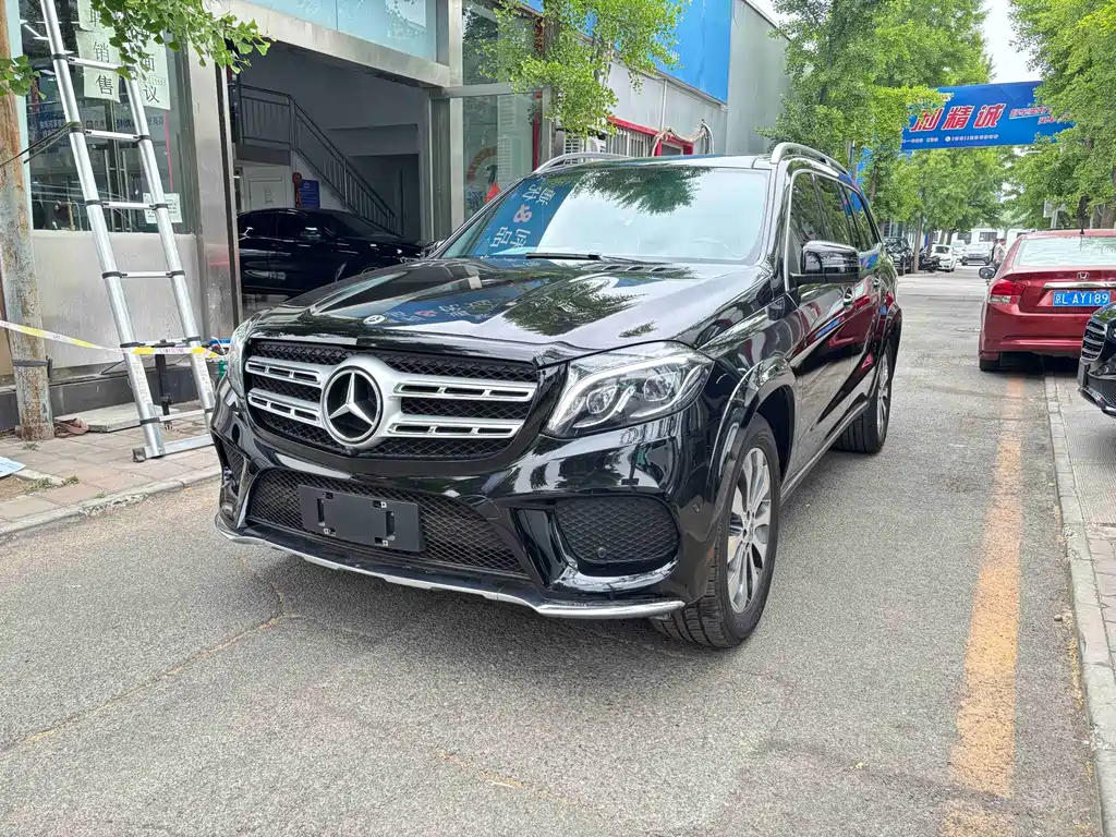 Mercedes-Benz GLS 2018 — фото 1